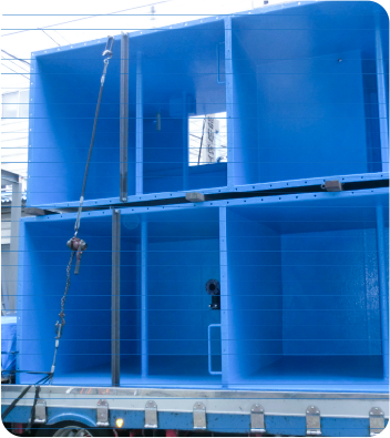 処理施設用水槽(FRP-ライニング)の出荷積込み状況